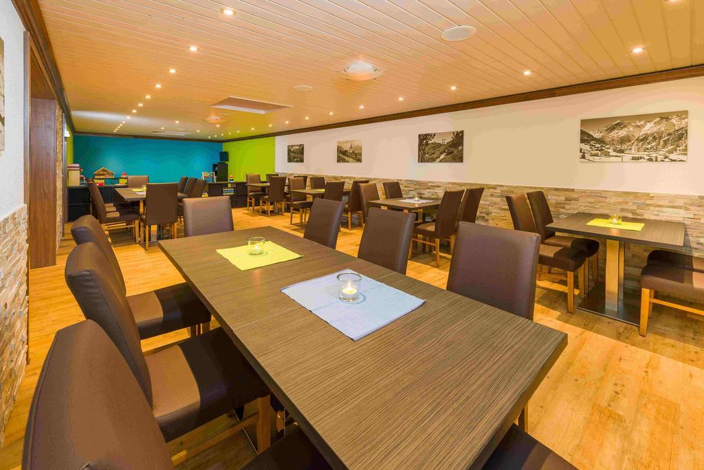 B&B Azapartments Lunic Grachen Bagian luar foto