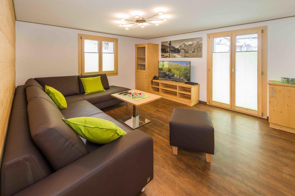 B&B Azapartments Lunic Grachen Ruang foto