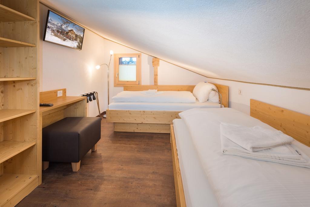 B&B Azapartments Lunic Grachen Bagian luar foto